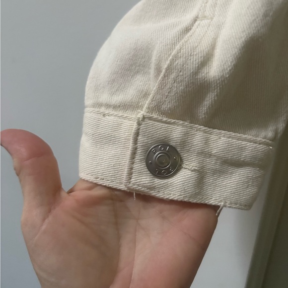 POL Cream Star-Patterned Jean Jacket - Picture 5 of 14